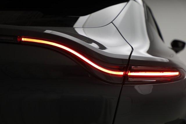 Photo of 2025 China Grey Aston Martin DBX