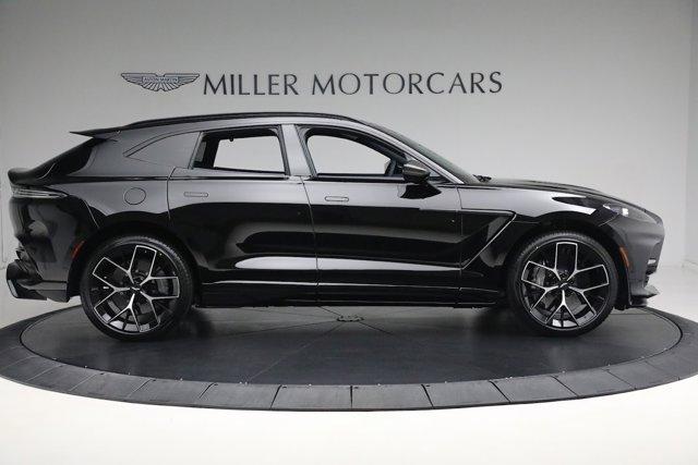 Photo of 2025 Onyx Black Aston Martin DBX