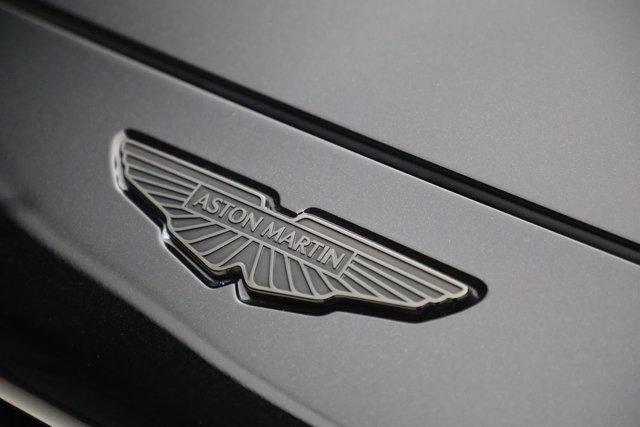 Photo of 2025 Onyx Black Aston Martin DBX
