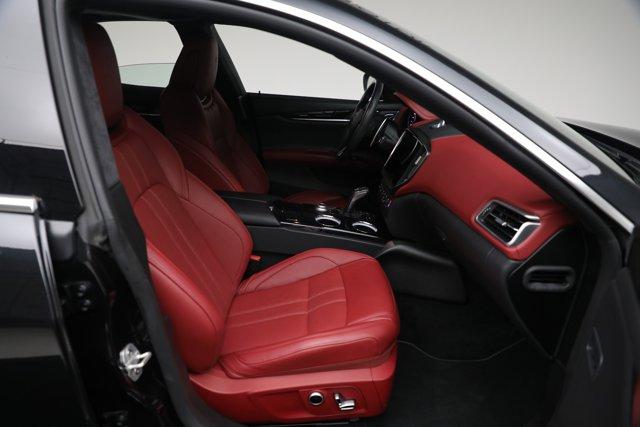 Photo of 2022 Nero Ribelle Metallic Maserati Ghibli