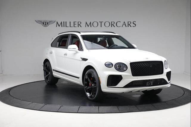 Photo of 2025 Glacier White Solid Bentley Bentayga