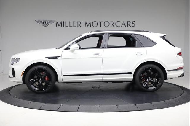 Photo of 2025 Glacier White Solid Bentley Bentayga