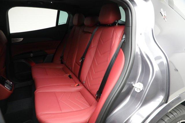 Photo of 2025 Grigio Lava Maserati Grecale