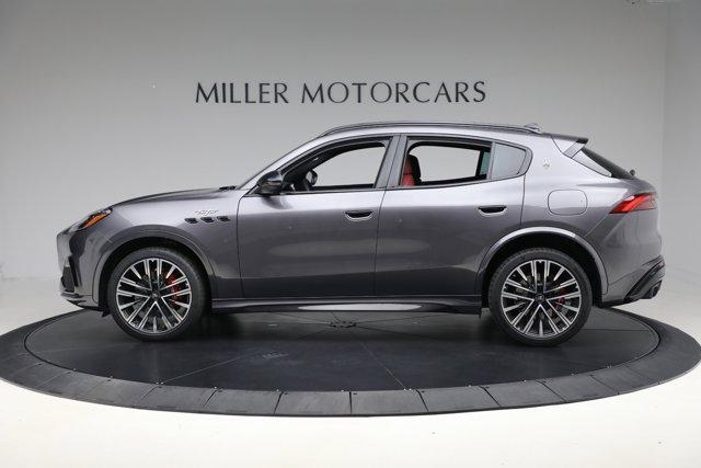 Photo of 2025 Grigio Lava Maserati Grecale