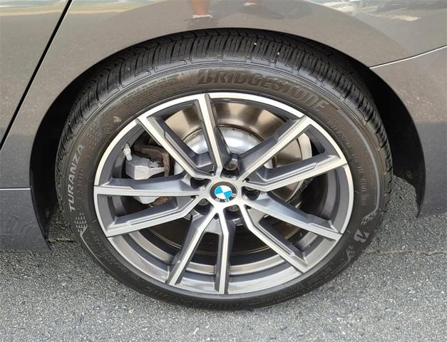 Photo of 2021 Mineral Gray Metallic BMW 330