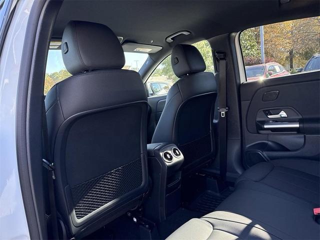 Photo of 2025 Polar White Mercedes-Benz GLA 250