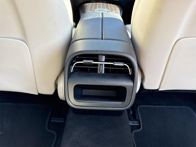 Photo of 2025 Polar White Mercedes-Benz E-Class