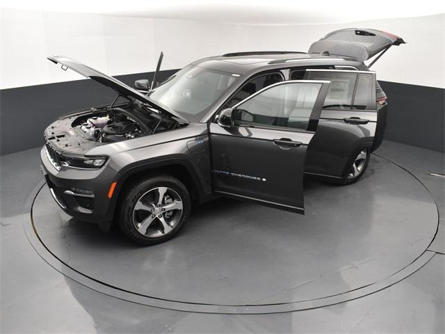 Photo of 2024 Baltic Gray Metallic Clearcoat Jeep Grand Cherokee 4xe