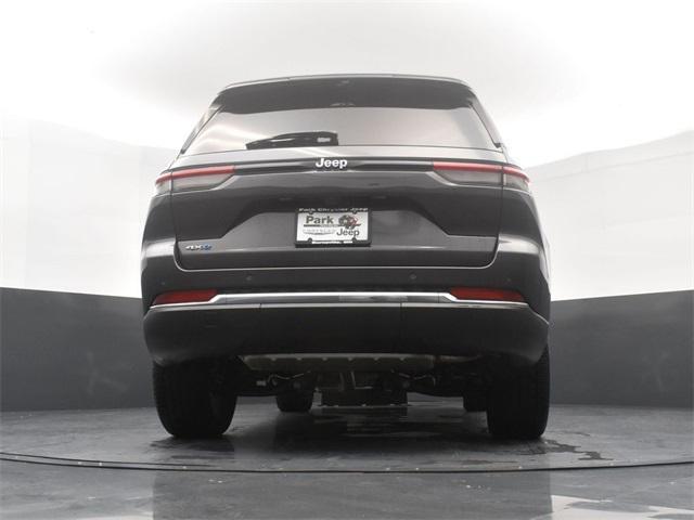 Photo of 2024 Baltic Gray Metallic Clearcoat Jeep Grand Cherokee 4xe
