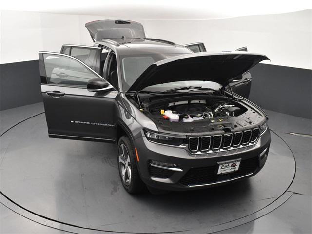 Photo of 2024 Baltic Gray Metallic Clearcoat Jeep Grand Cherokee 4xe
