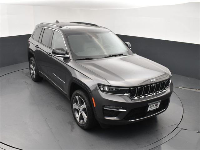 Photo of 2024 Baltic Gray Metallic Clearcoat Jeep Grand Cherokee 4xe