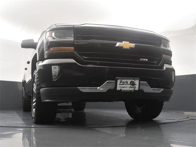 Photo of 2018 Black Chevrolet Silverado 1500