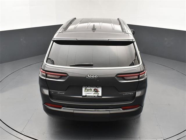 Photo of 2021 Baltic Gray Metallic Clearcoat Jeep Grand Cherokee L
