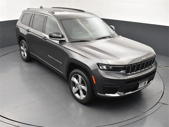 Photo of 2021 Baltic Gray Metallic Clearcoat Jeep Grand Cherokee L