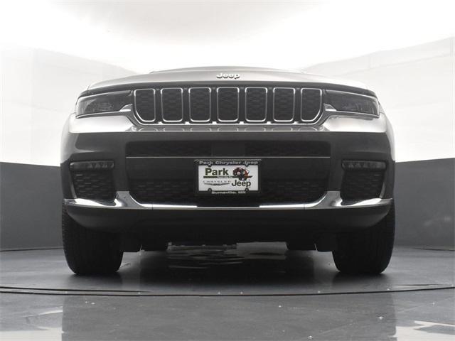 Photo of 2021 Baltic Gray Metallic Clearcoat Jeep Grand Cherokee L