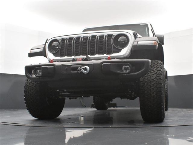 Photo of 2024 Bright White Clearcoat Jeep Wrangler