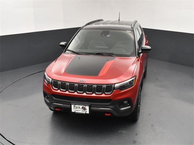 Photo of 2025 Red Hot Pearlcoat Jeep Compass