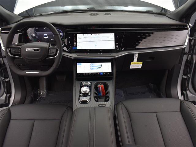 Photo of 2025 Silver Zynith Clearcoat Jeep Wagoneer S