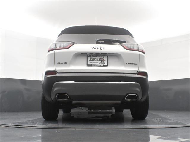 Photo of 2022 Bright White Clearcoat Jeep Cherokee