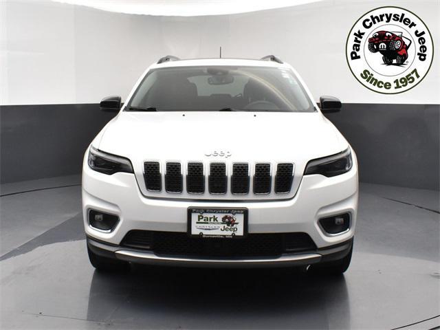Photo of 2022 Bright White Clearcoat Jeep Cherokee