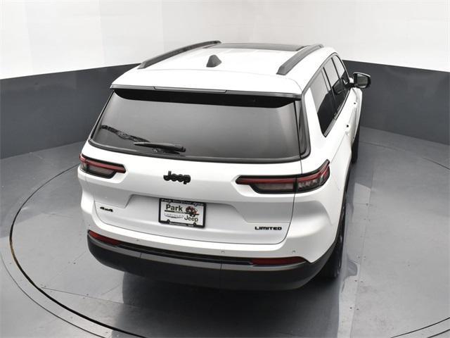 Photo of 2024 Bright White Clearcoat Jeep Grand Cherokee L