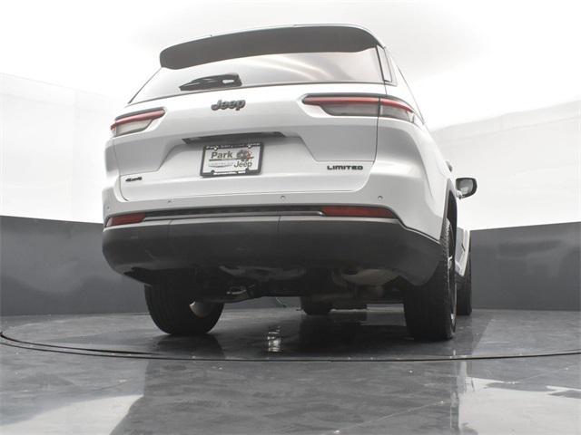 Photo of 2024 Bright White Clearcoat Jeep Grand Cherokee L