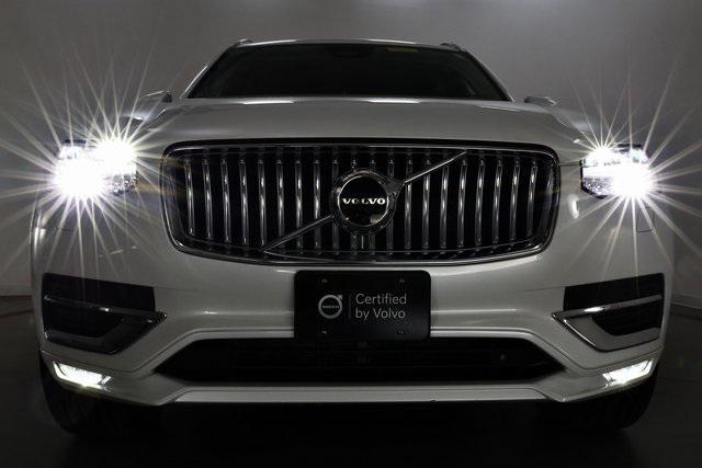 Photo of 2024 Crystal White Volvo XC90