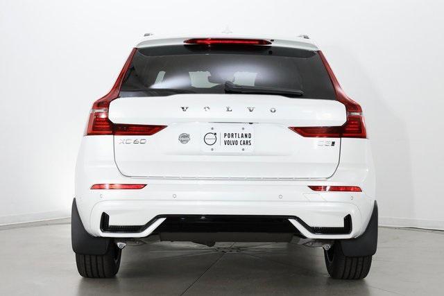 Photo of 2026 Crystal White Volvo XC60