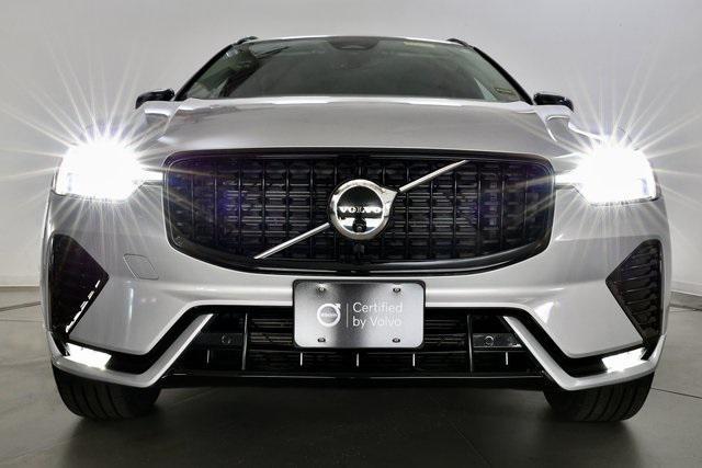 Photo of 2025 Silver Dawn Metallic Volvo XC60