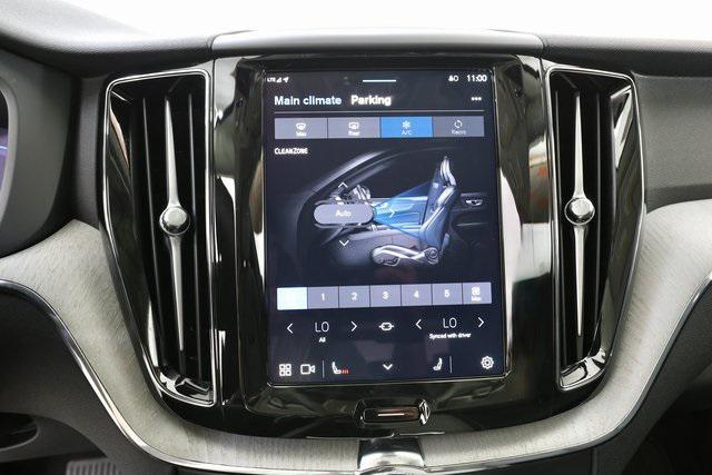Photo of 2025 Silver Dawn Metallic Volvo XC60