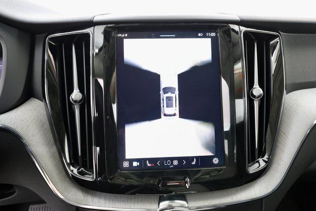 Photo of 2025 Silver Dawn Metallic Volvo XC60