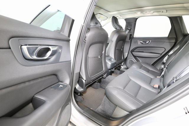 Photo of 2025 Silver Dawn Metallic Volvo XC60