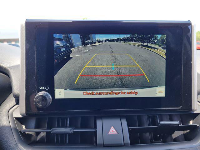 Photo of 2025 Ice Cap Toyota RAV4