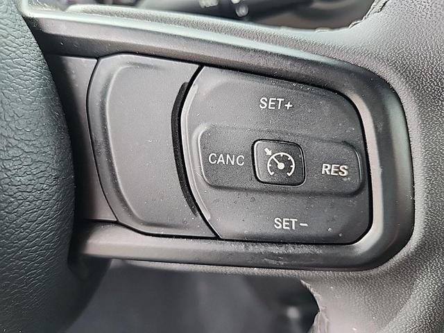Photo of 2023 Silver Zynith Clearcoat Jeep Wrangler