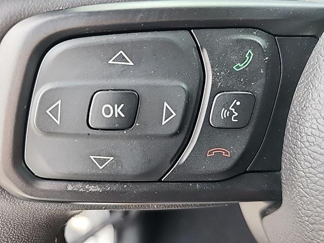 Photo of 2023 Silver Zynith Clearcoat Jeep Wrangler