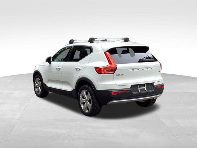 Photo of 2020 Ice White Volvo XC40