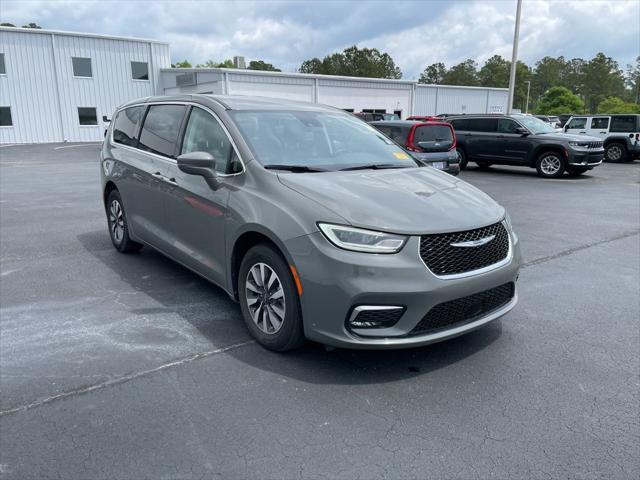 2022 Chrysler Pacifica Hybrid
