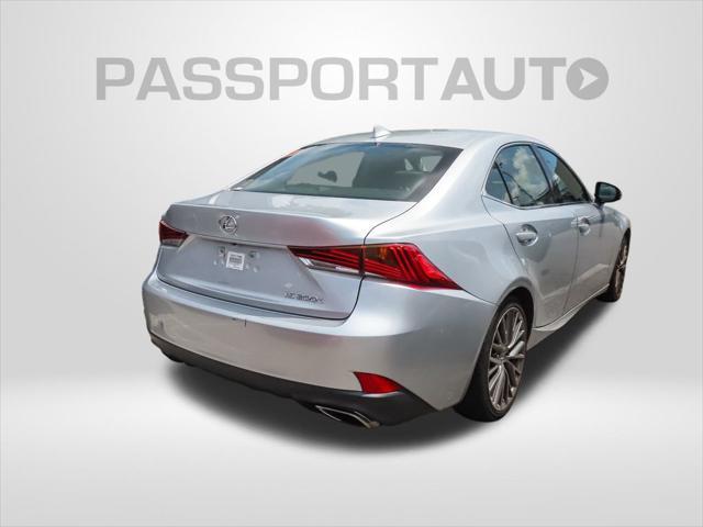 Photo of 2017 Silver Lexus IS 200t