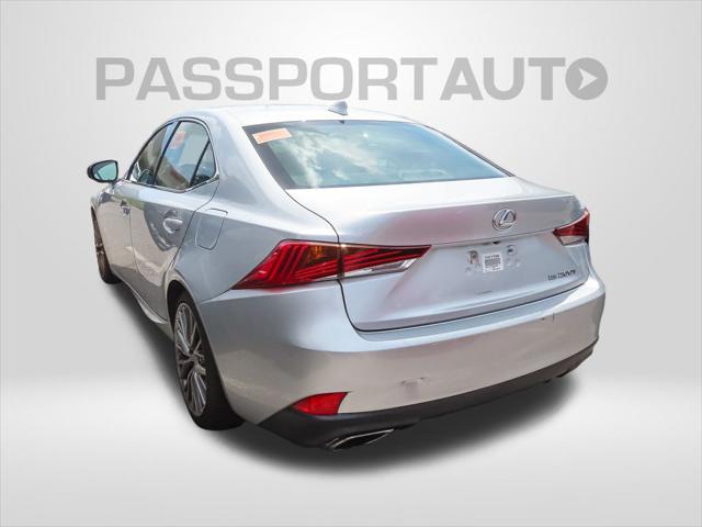 Photo of 2017 Silver Lexus IS 200t