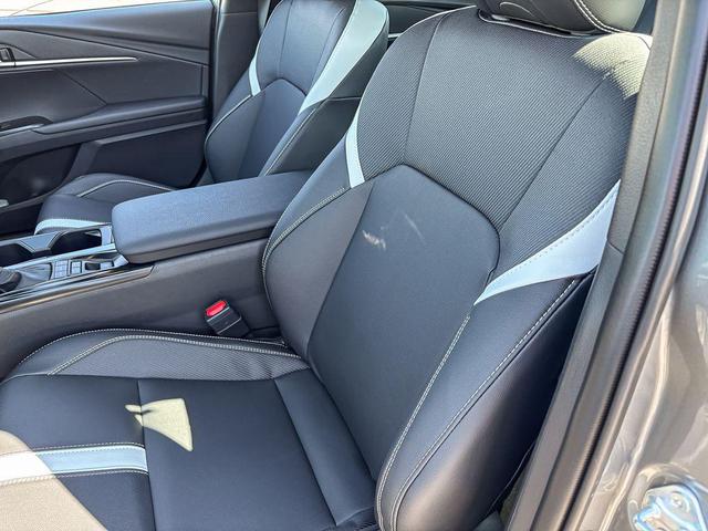 Photo of 2025 01l5 Toyota Camry