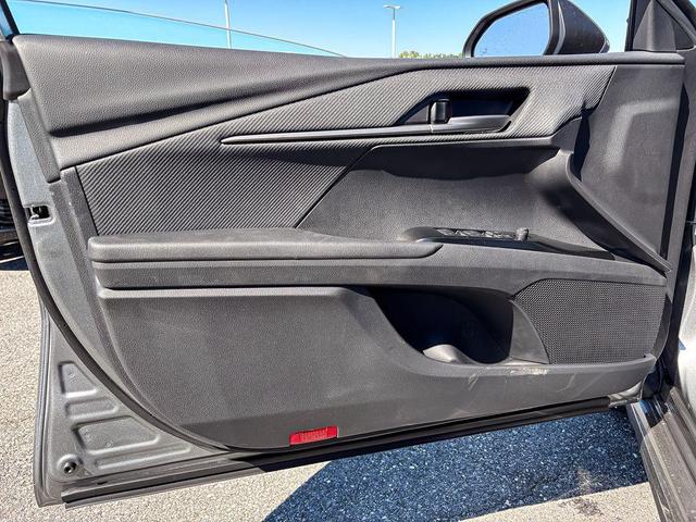Photo of 2025 01l5 Toyota Camry
