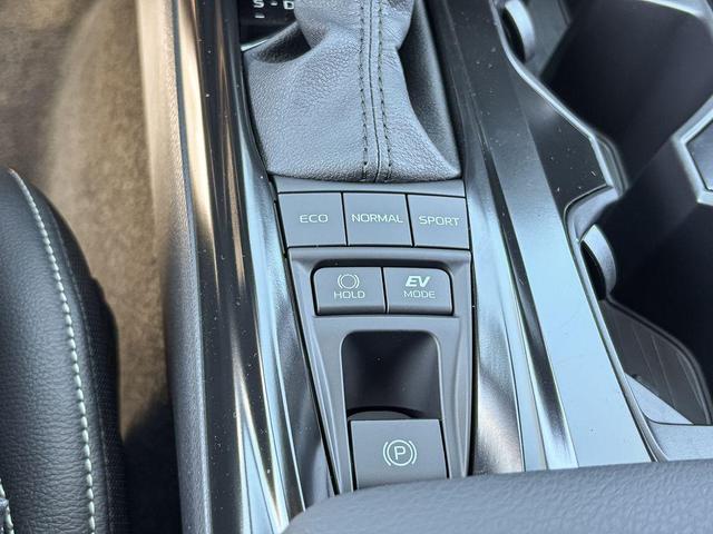 Photo of 2025 01l5 Toyota Camry