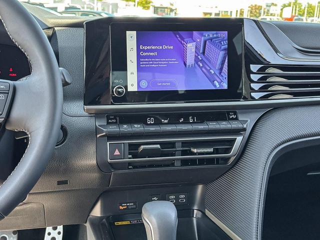 Photo of 2025 01l5 Toyota Camry