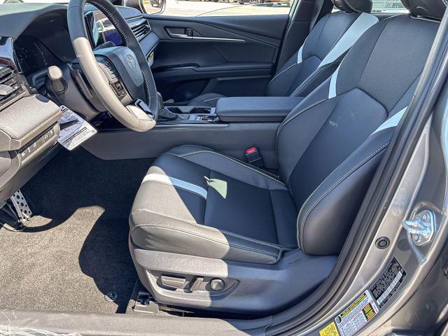 Photo of 2025 01l5 Toyota Camry