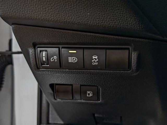 Photo of 2024 Wind Chill Pearl Toyota Corolla Hybrid