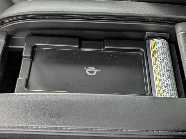 Photo of 2022 Magnetic Gray Metallic Toyota Highlander