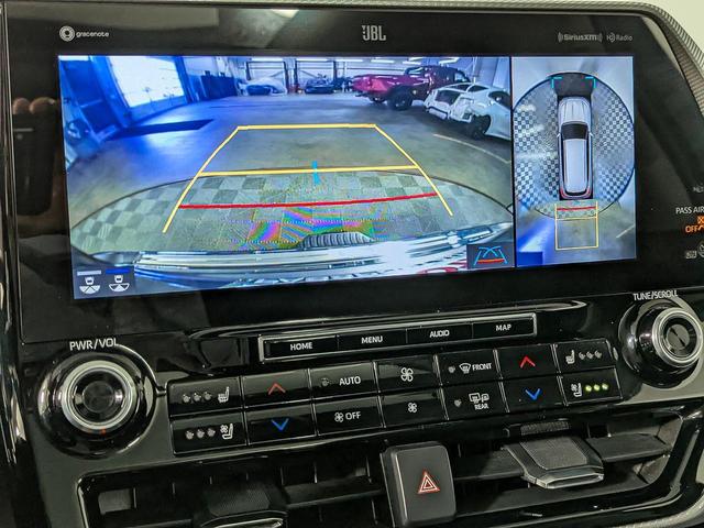 Photo of 2022 Magnetic Gray Metallic Toyota Highlander