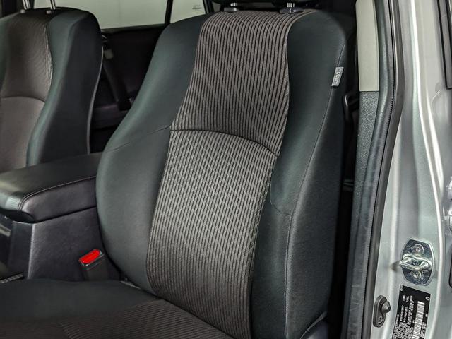 Photo of 2023 Classic Silver Metallic Toyota 4Runner