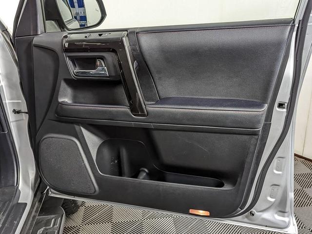 Photo of 2023 Classic Silver Metallic Toyota 4Runner