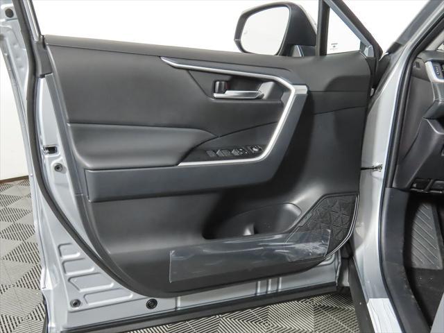 Photo of 2025 Silver Sky Metallic Toyota RAV4